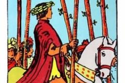 塔罗牌权杖六正位事业财运发展如何？权杖六正位事业财富结果