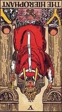 塔罗牌教皇逆位事业财运发展如何？教皇逆位事业财富结果