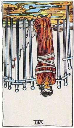 宝剑八逆位他想复合吗？宝剑八逆位复合有望吗？