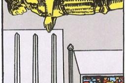 宝剑四逆位他想复合吗？宝剑四逆位复合有望吗？