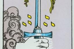 宝剑首牌正位他想复合吗？宝剑一正位复合有望吗？